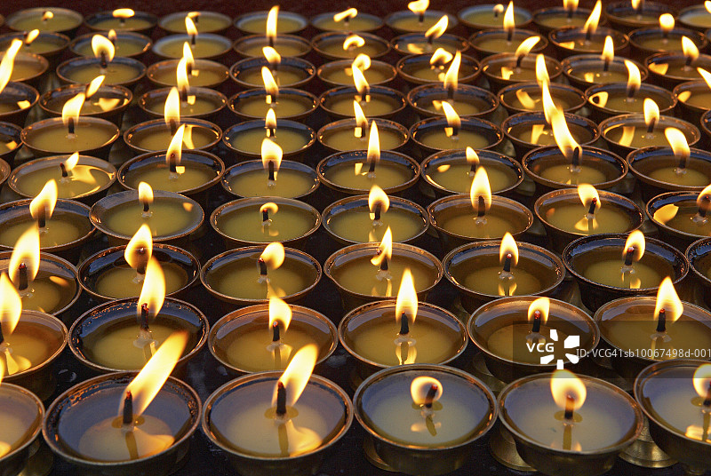 还愿蜡烛图片素材