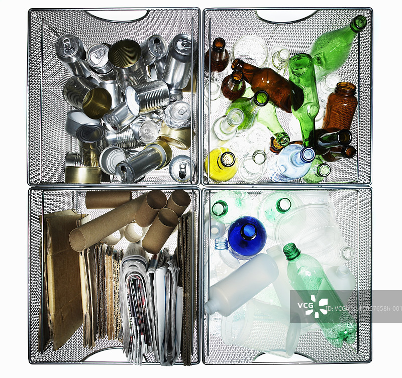 用于回收的铝、玻璃、纸和纸板材料图片素材