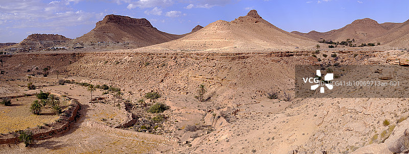 突尼斯舍尼尼山区村庄图片素材
