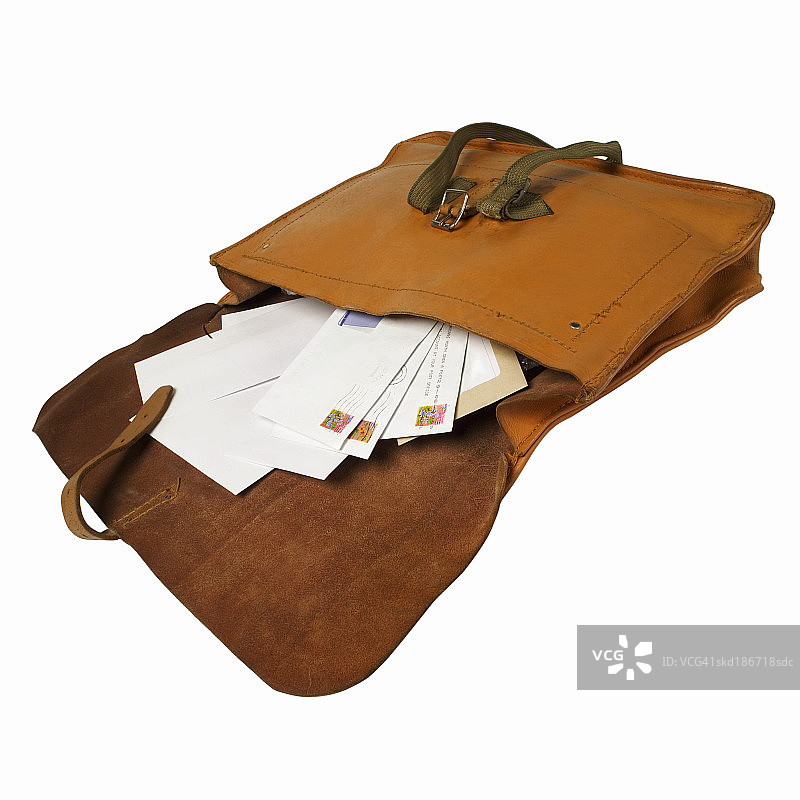 邮袋中信件的鸟瞰图图片素材