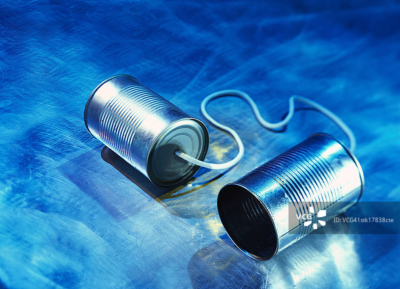 一套会说话的罐子的高角度视图图片素材