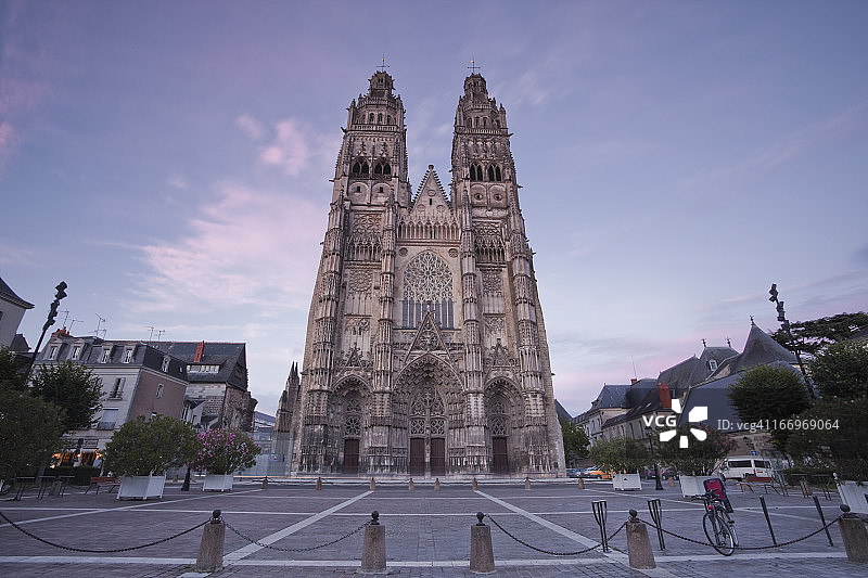 图尔圣加蒂安大教堂图片素材