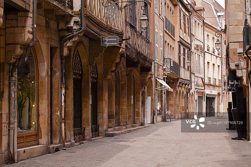 第戎老城的狭窄街道图片素材