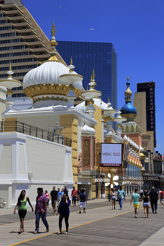 泰姬陵赌场酒店和木板路图片素材