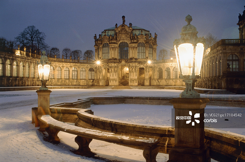 茨温格宫（德累斯顿），有围墙的凉亭，德国萨克森州图片素材