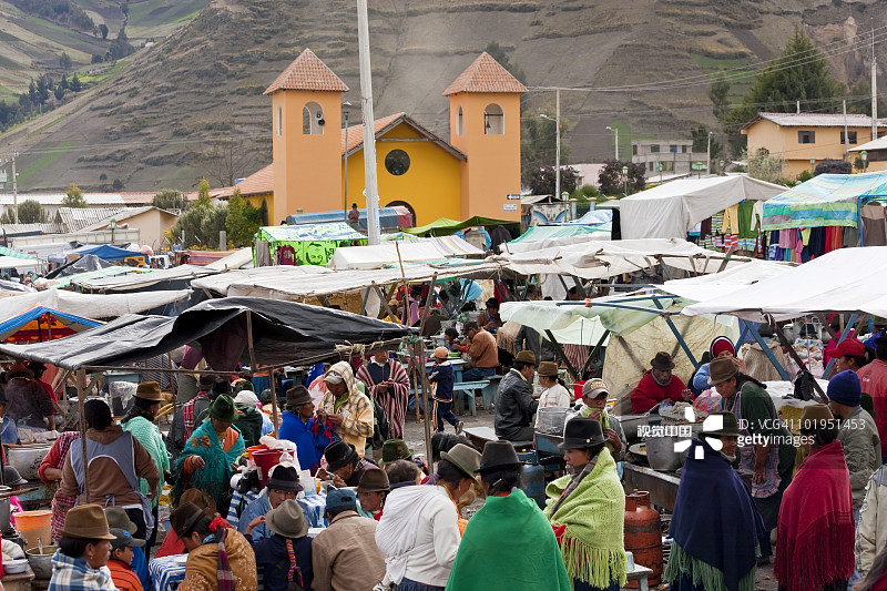 宗巴ahua市场，近厄瓜多尔拉塔昆加图片素材