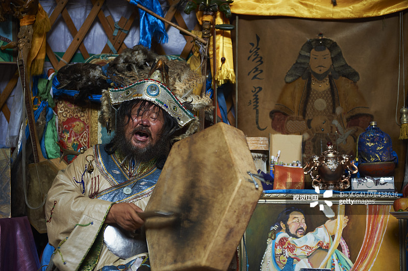 蒙古国乌兰巴托的萨满教仪式图片素材