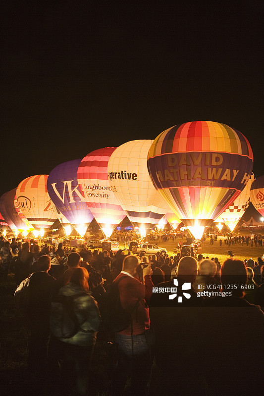 布里斯托热气球节夜景，英国布里斯托图片素材