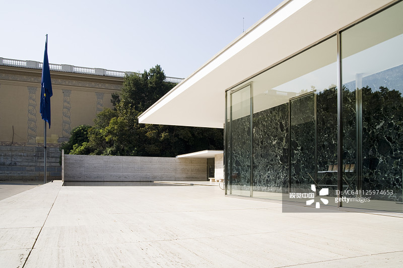 德国馆：路德维希·密斯·凡德罗设计的巴塞罗那国际博览会德国馆图片素材