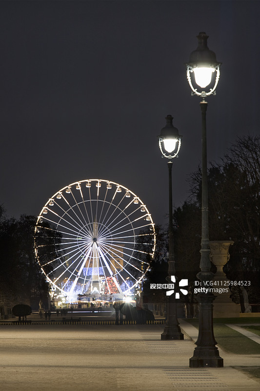 法国巴黎杜乐丽花园和千禧摩天轮图片素材
