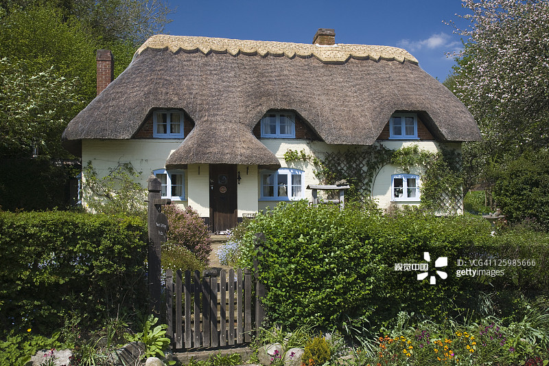 英格兰汉普郡韦尔韦尔乡村小屋图片素材
