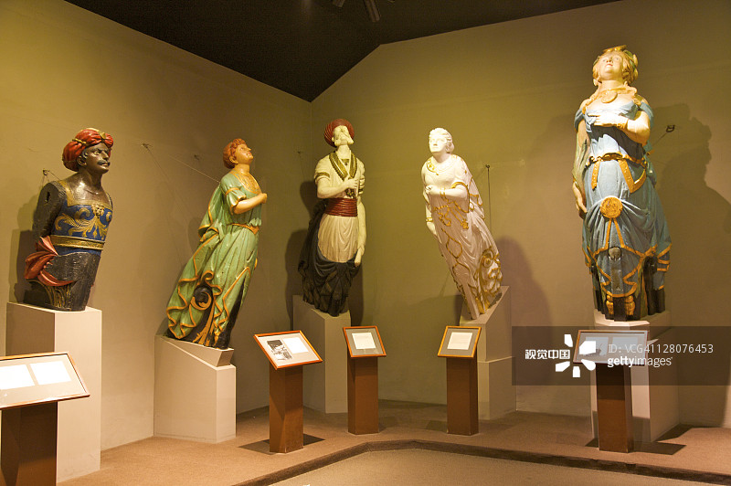 神秘康涅狄格州，米斯蒂克海港，温德尔大楼的船首像展览图片素材