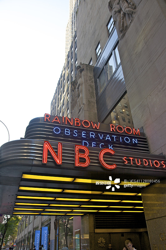 纽约洛克菲勒中心NBC工作室雨棚标志图片素材