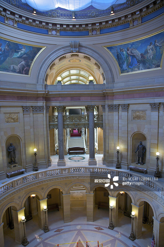 美国中西部明尼苏达州圣保罗市议会大厦圆形大厅图片素材