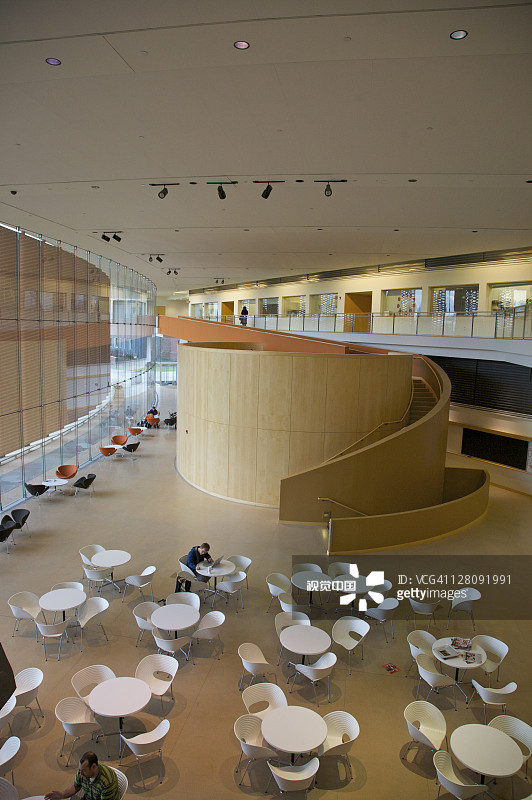 美国新泽西州普林斯顿大学刘易斯-西格勒综合基因组学研究所和卡尔·伊坎实验室的中庭图片素材