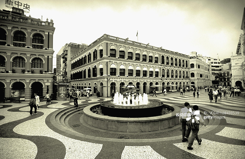 中国澳门议事亭前地的波浪石图片素材