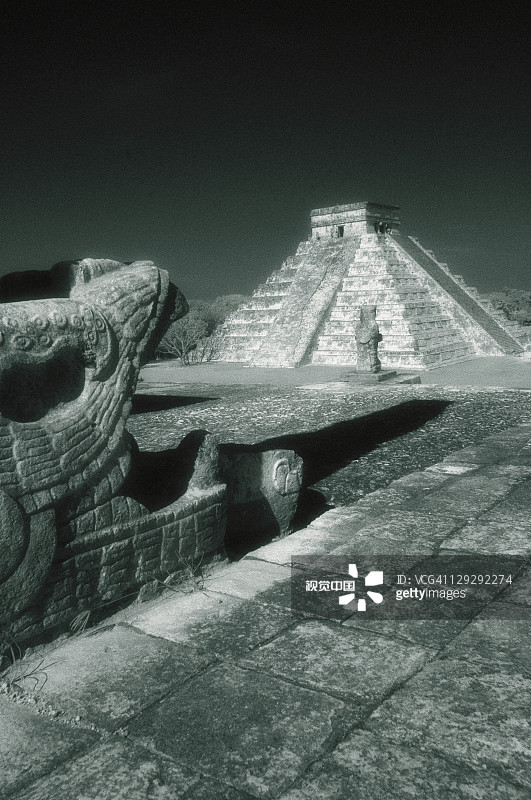 墨西哥奇琴伊察勇士神庙图片素材