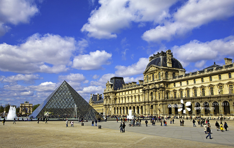卢浮宫博物馆：卢浮宫图片素材