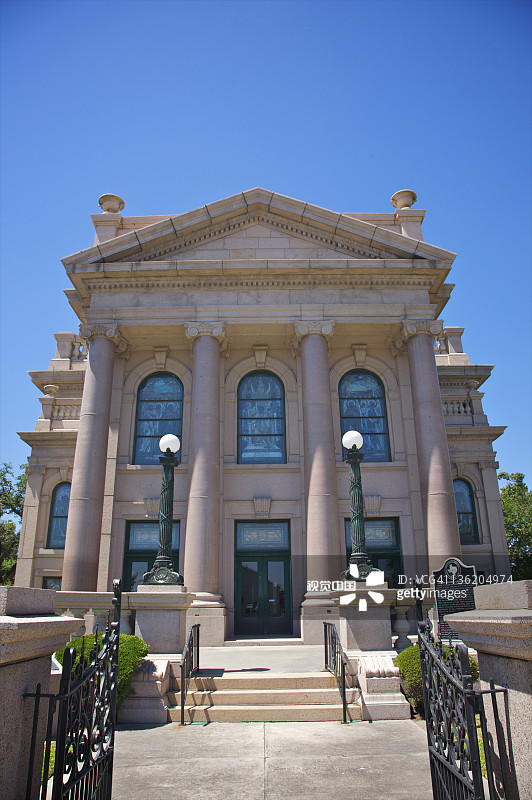 古典教堂建筑的外部图片素材