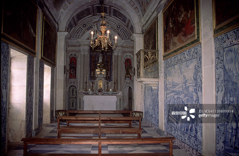 圣伊莎贝尔教堂内部，埃斯特雷莫斯圣伊莎贝尔女王旅馆图片素材