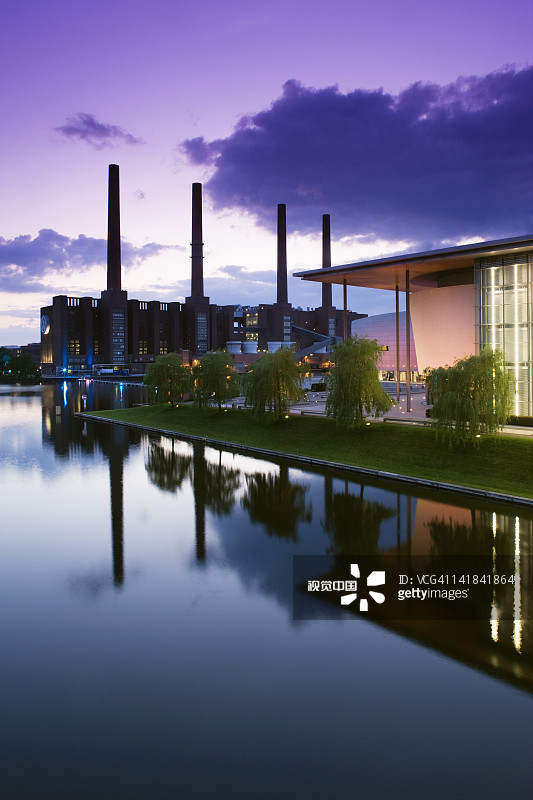 德国下萨克森州沃尔夫斯堡大众汽车工厂图片素材