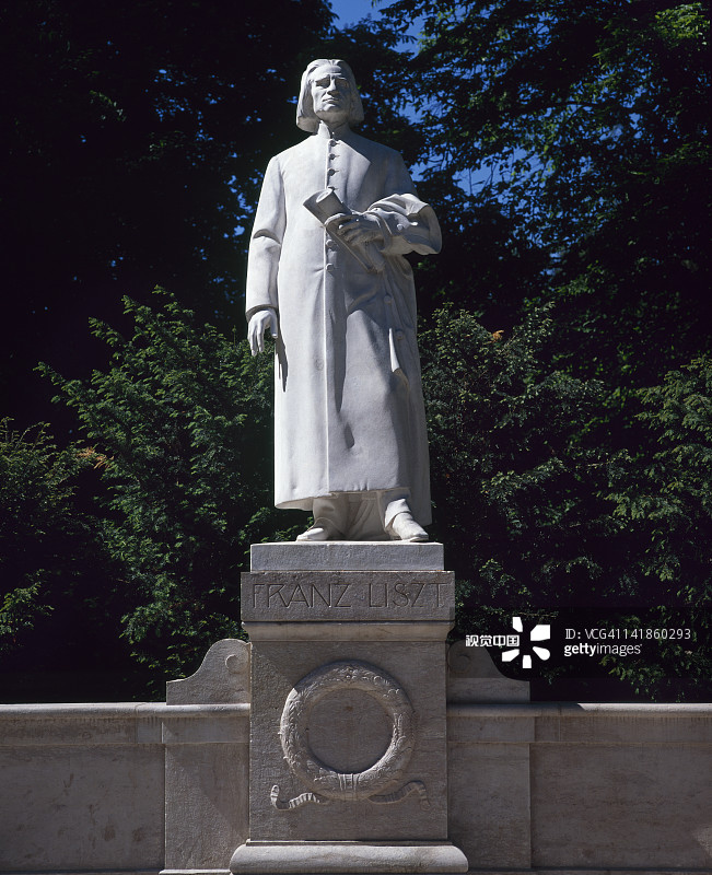 德国图林根魏玛的李斯特雕像图片素材