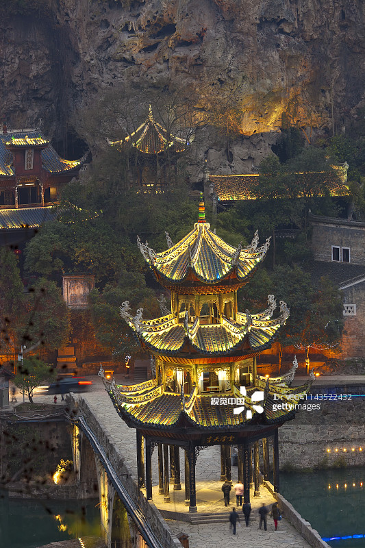 中国贵州镇远暮色图片素材