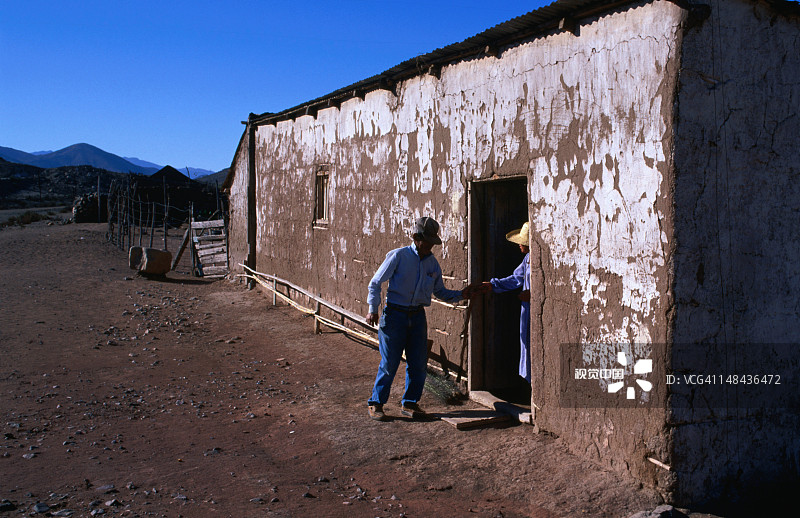 圣地亚哥北部的泥屋图片素材