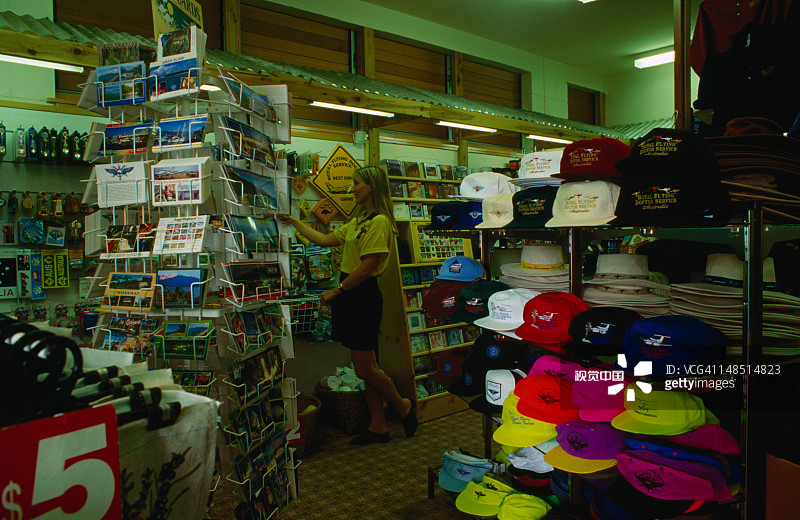 凯恩斯皇家飞行医生服务博物馆的纪念品和礼品店图片素材