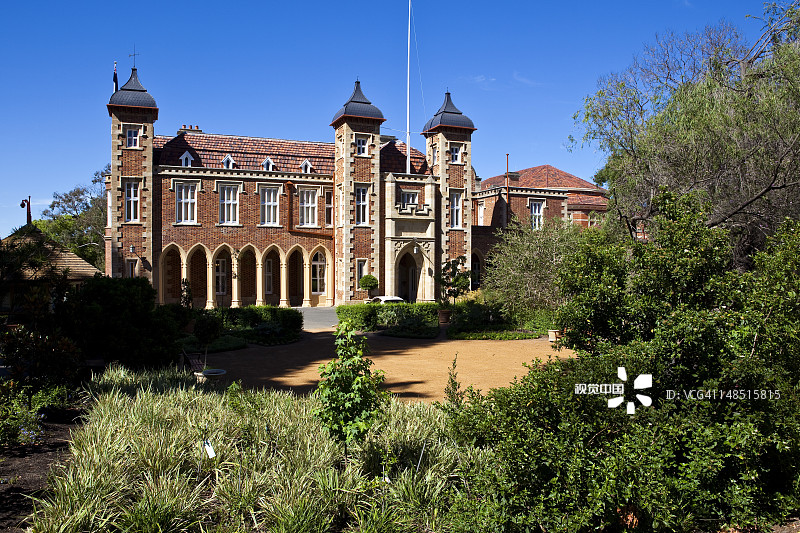 圣乔治大街上的政府大楼图片素材