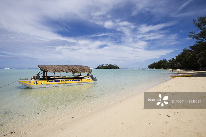 茉莉泻湖的玻璃底船图片素材