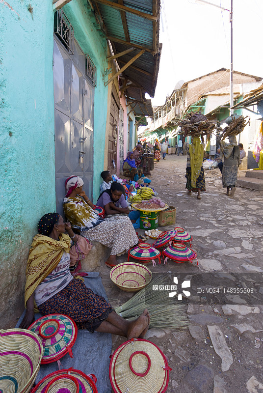 老城的手工艺品摊贩图片素材
