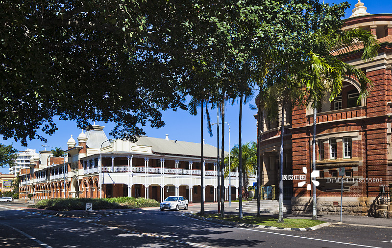 斯特兰德上的庄严文物建筑：前皇后酒店和海关大楼图片素材