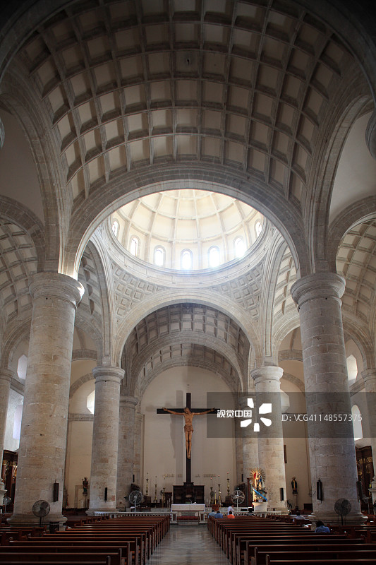 梅里达大教堂（圣伊尔德丰索大教堂）内部图片素材