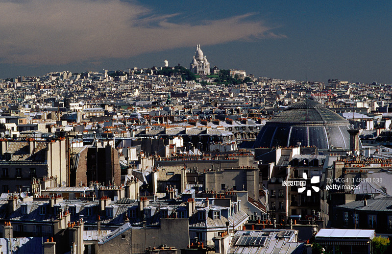 俯瞰屋顶的圣心堂图片素材