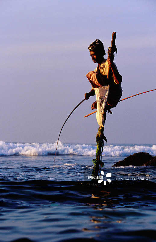 科加拉的高跷渔夫图片素材