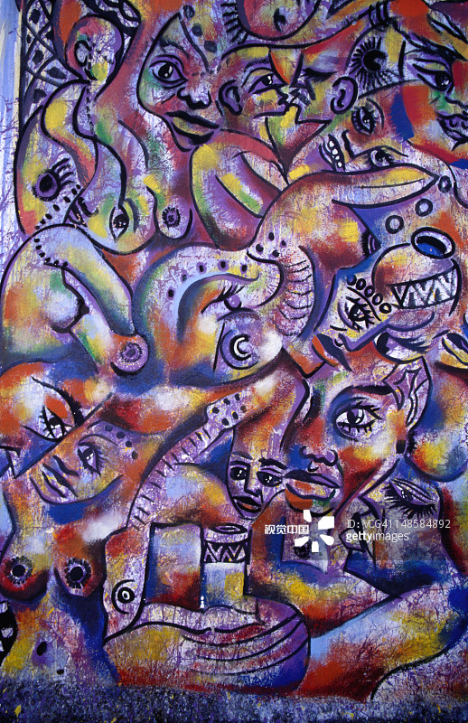 伊尼扬巴内的彩色前卫壁画图片素材