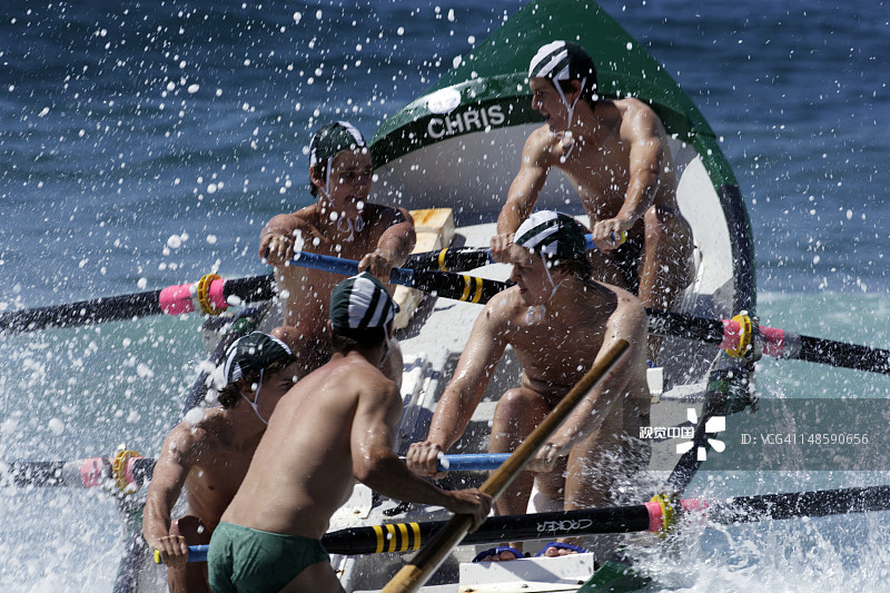 比尔戈拉海滩冲浪艇比赛图片素材