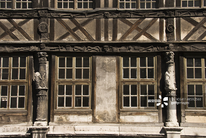 Aitre St Maclou 的骷髅木雕图片素材