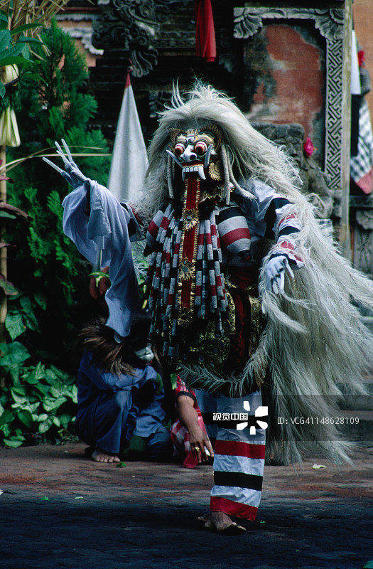 巴厘岛巴土布兰的巴龙舞表演图片素材