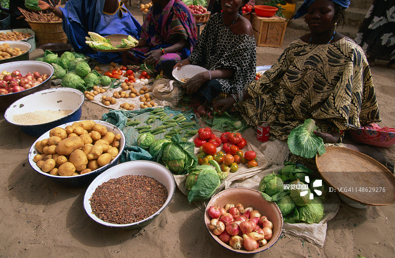 廷巴克图市场蔬菜商贩图片素材