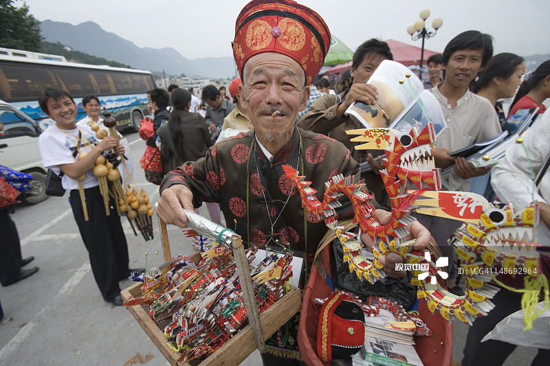 停车场内的纪念品销售商图片素材