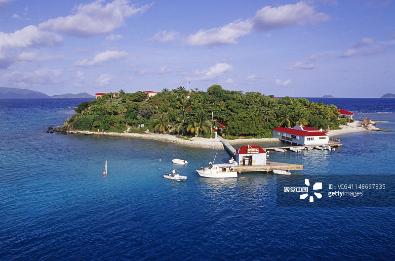 码头燃油加注站图片素材