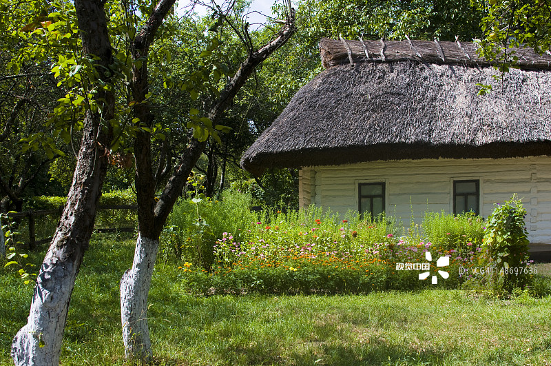 佩列亚斯拉夫-赫梅利尼茨基民俗博物馆的典型房屋图片素材