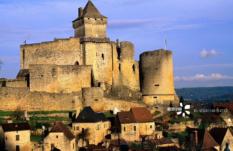 多尔多涅的典型中世纪城堡与小镇图片素材