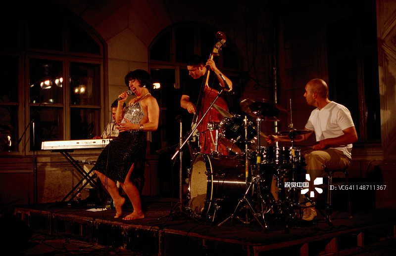 爵士乐队在The Green演出图片素材