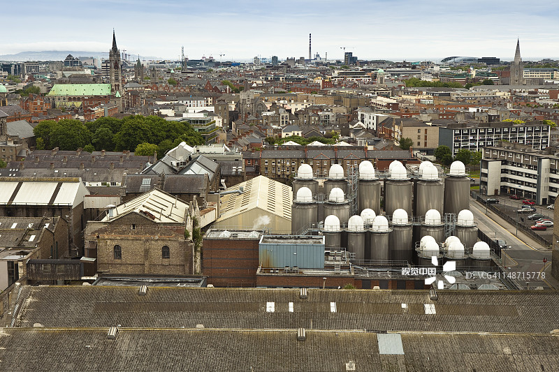 从重力酒吧看到的吉尼斯仓库和城市图片素材