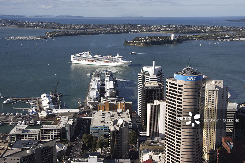天空塔城市风光图片素材