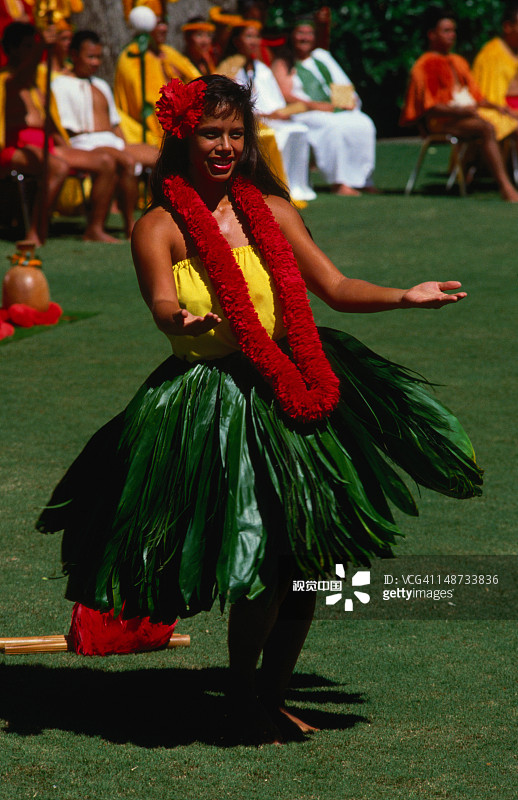 威基基受欢迎的呼啦舞表演图片素材