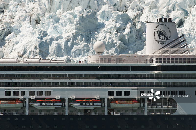 玛格丽冰川与游轮图片素材